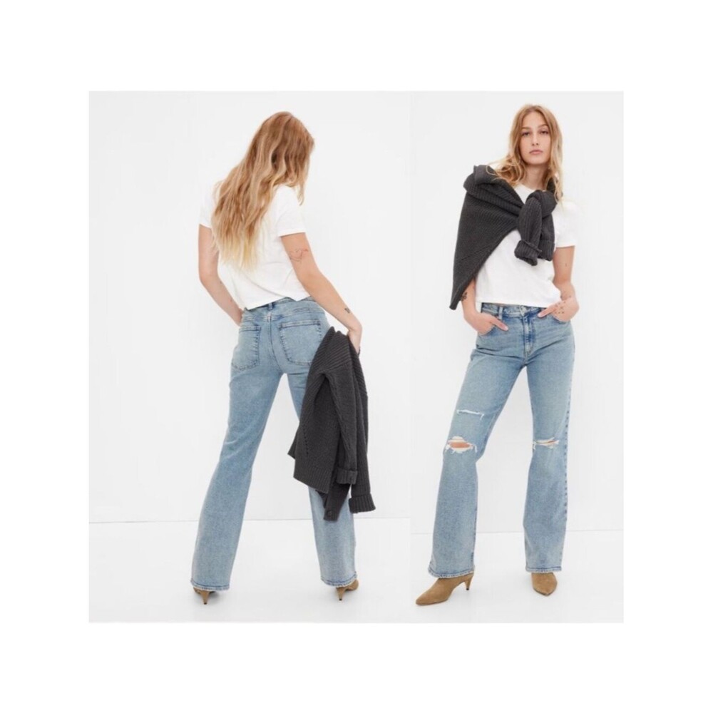 GAP Mid Rise '90s Loose Flare Mid Rise Jeans Light Destroy Sz 28 6R - Picture 2 of 12